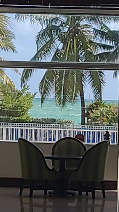 Sherry Frontenac Oceanfront Miami Beach Exterior photo